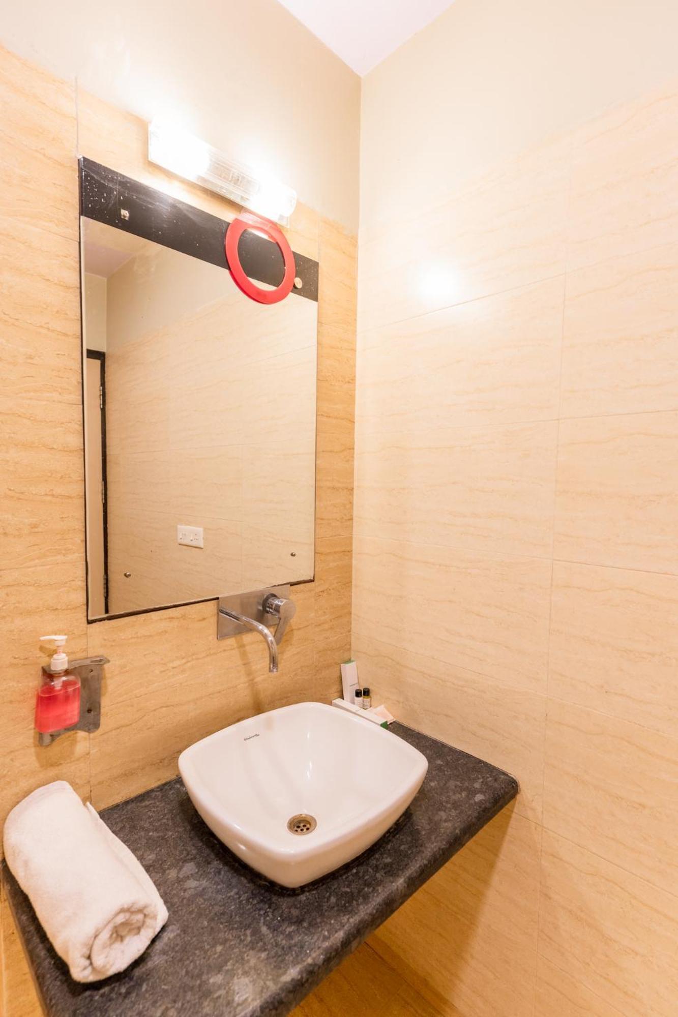 Aroma Residency Hotel 3*